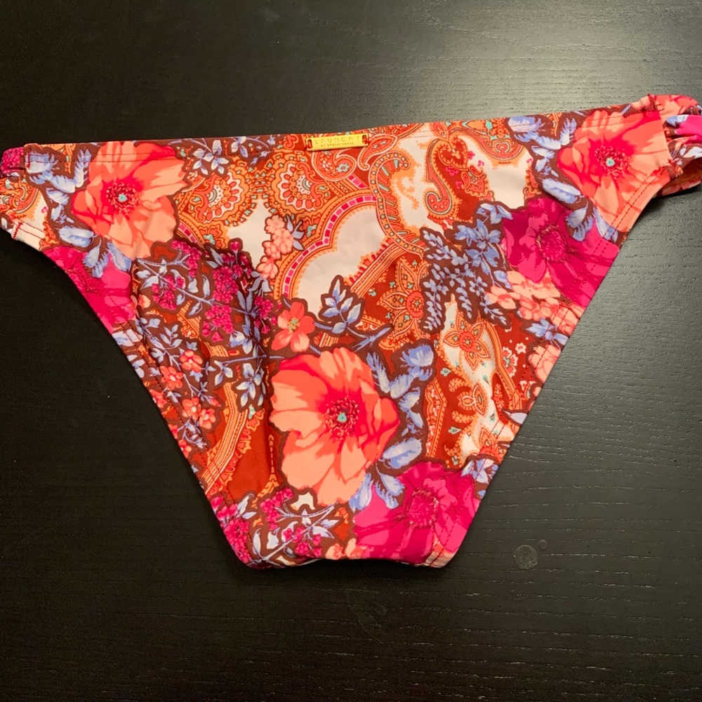 Floral hipster bikini bottom